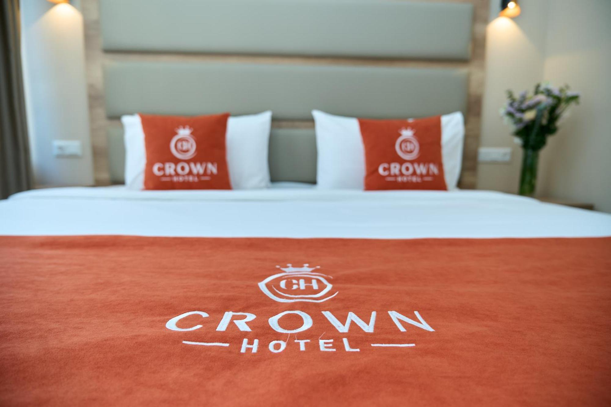 Crown Hotel Бишкек Экстерьер фото