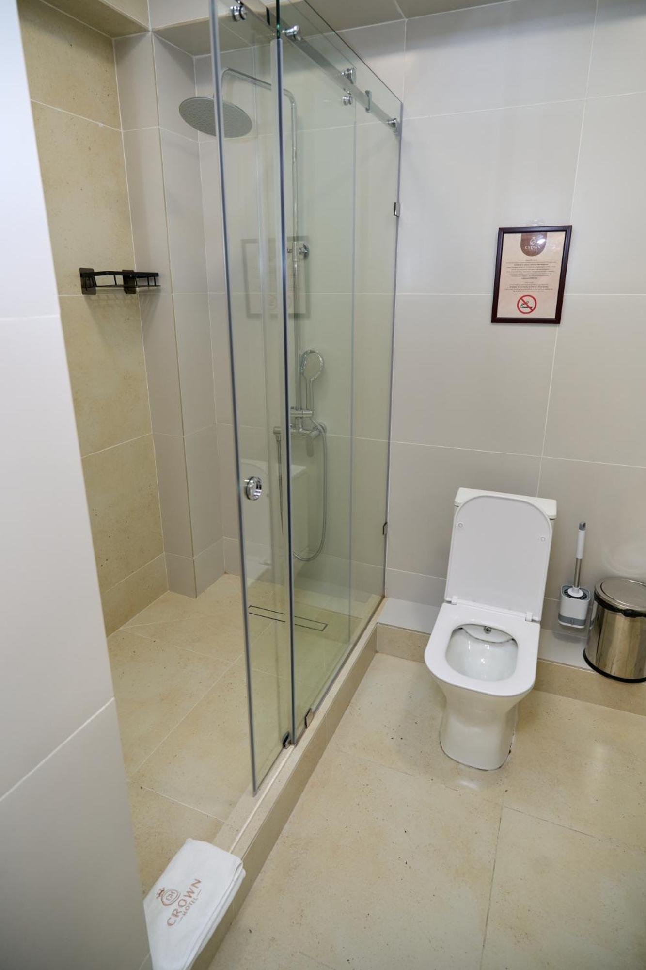 Crown Hotel Бишкек Экстерьер фото